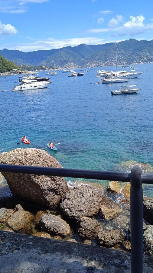 Azzurra Holiday Home - 850 M Al Mare - 75 Mq - Balconata Vivibile - Wi-Fi - Pay Tv Gratis - Posteggio Auto Condominiale Non Assegnato Rapallo Luaran gambar